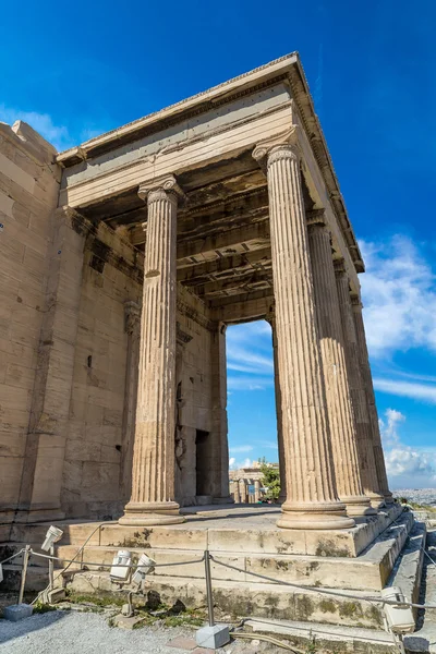 Tempelruinen auf der Akropolis — Stockfoto