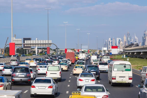 Traffico a Dubai — Foto Stock