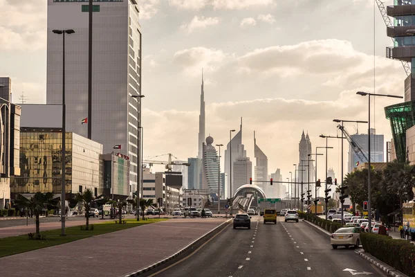 Autopista moderna en Dubai — Foto de Stock