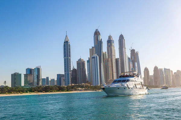Dubai Marina am Tag — Stockfoto