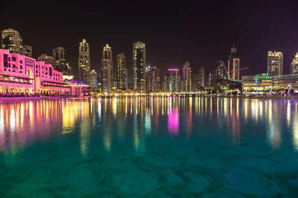 Dubai centro por la noche —  Fotos de Stock