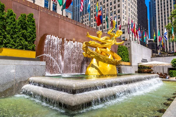 New York City Usa Marzo 2020 Statua Prometeo Rockefeller Center — Foto Stock