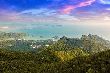 Malezya 'daki Langkawi adasının panoramik hava manzarası