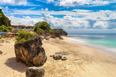 Endonezya 'da güneşli bir günde Bali' de Rüya Diyarı plajı