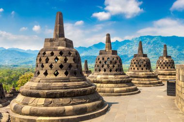 Yogyakarta şehri yakınlarındaki Buddist tapınağı Borobudur, Orta Java, Endonezya