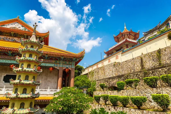 马来西亚槟榔屿乔治敦的Kek Lok Si寺 — 图库照片