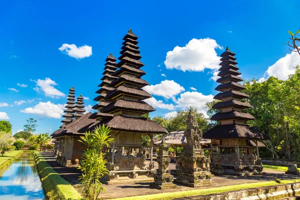 Templo Taman Ayun Bali Indonesia Día Soleado — Foto de Stock