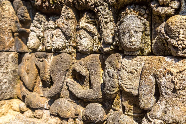 Yogyakarta Kenti Yakınlarındaki Buddist Tapınağı Borobudur Deki Tarihi Oymaların Hafifletilmesi — Stok fotoğraf