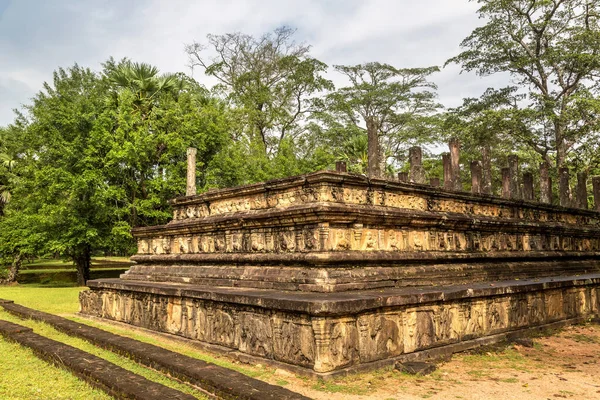 Rovine Del Palazzo Del Nishshanka Malla Nissanka Malla Nel Museo — Foto Stock