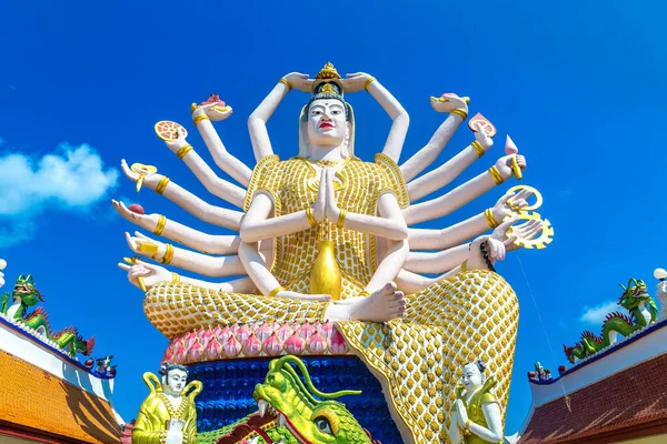 Statua Shiva Świątyni Wat Plai Laem Samui Tajlandia Letni Dzień — Zdjęcie stockowe