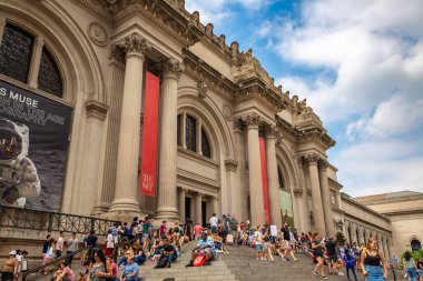 NEW YORK CITY, ABD - 15 Mart 2020: New York 'taki Metropolitan Sanat Müzesi, ABD