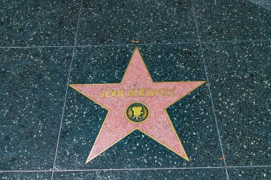 LOS ANGELES, HOLYWOOD, ABD - 29 Mart 2020: Jean Hersholt Hollywood Walk of Fame, Los Angeles, Kaliforniya, ABD