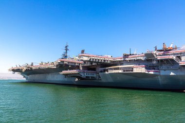 SAN DIEGO, ABD - 29 Mart 2020: Uçak gemisi USS Midway Museum, San Diego, Kaliforniya, ABD