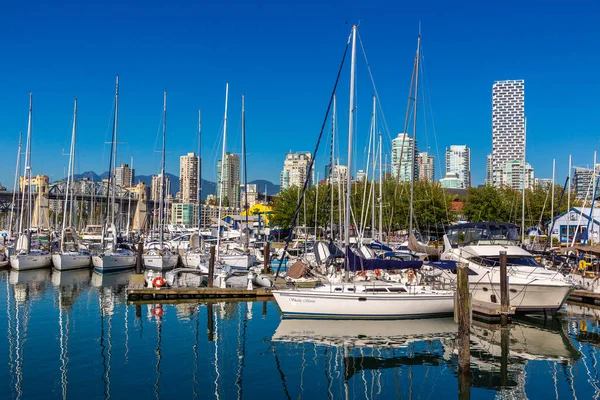 Vancouver Canada April 2020 Landscape False Creek Sunny Day Vancouver — 图库照片