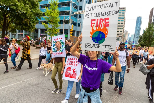 Toronto Canadá Septiembre 2019 Huelga Global Por Clima Marcha Por —  Fotos de Stock