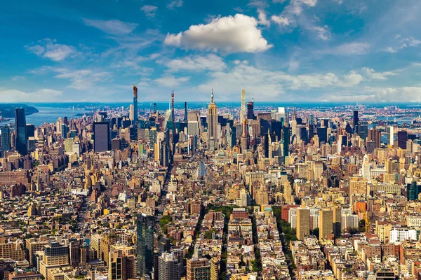 New York City, New York, ABD 'de Manhattan' ın panoramik hava manzarası
