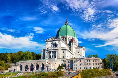 Montreal 'de Aziz Joseph Oratory Güneşli bir günde, Quebec, Kanada