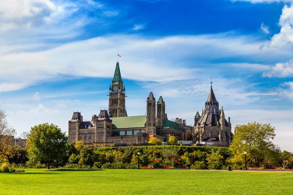 Parlamento Canadiense Ottawa Día Soleado Canadá — Foto de Stock
