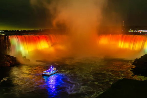 Kanadische Seitenansicht Der Niagarafälle Horseshoe Falls Bei Nacht Niagara Falls — Stockfoto