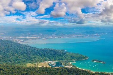 Malezya 'daki Langkawi adasının panoramik hava manzarası