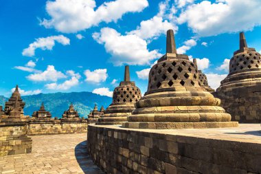 Yogyakarta şehri yakınlarındaki Buddist tapınağı Borobudur, Orta Java, Endonezya