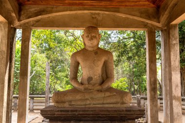 Sri Lanka 'daki Anuradhapura Arkeoloji Müzesi' nde Buda Samadhi heykeli