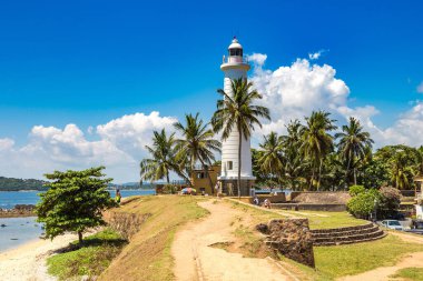 Sri Lanka 'da güneşli bir günde Galle kalesindeki deniz feneri