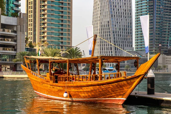 Old Wooden Ship Dhow Cruise Dubai Marina Dubai United Arab — Stock Photo, Image