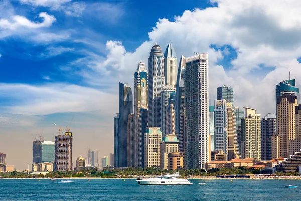 Dubai Marina Dia Ensolarado Emirados Árabes Unidos — Fotografia de Stock