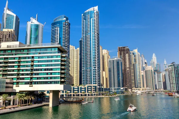 Dubai Marina Slunečném Dni Dubaj Spojené Arabské Emiráty — Stock fotografie