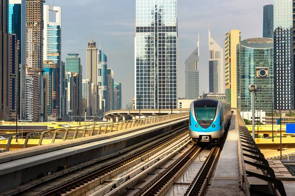 Dubai Tunnelbana Järnväg Sommardag Dubai Förenade Arabemiraten — Stockfoto