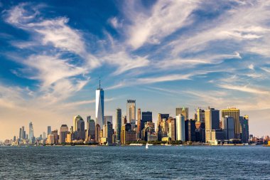 New York 'un New York şehrinin gün batımındaki panoramik manzarası, New York, ABD