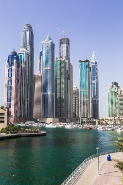 Dubai Yat Limanı cityscape