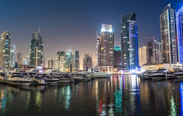 Paysage urbain de Dubai Marina — Photo