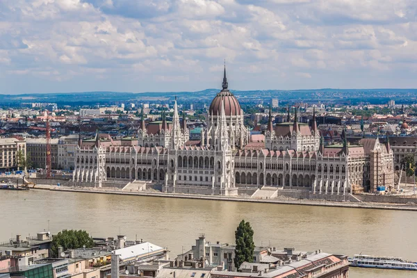 Parlament in Budapest — Stockfoto