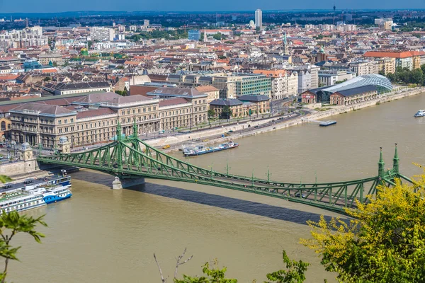 Liberty Bridge in Budapest. — Stock Photo, Image