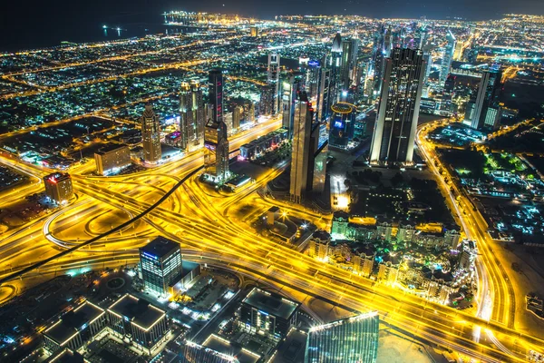 Dubai-nachtbeeld — Stockfoto