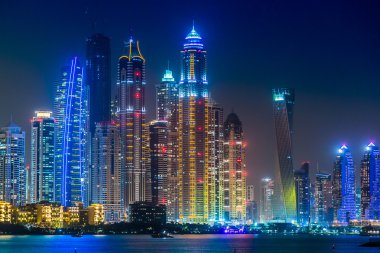 Dubai Yat Limanı cityscape