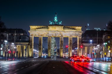 Berlin 'de Brandenburg kapısı
