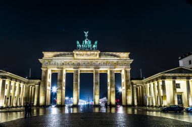 Berlin 'de Brandenburg kapısı