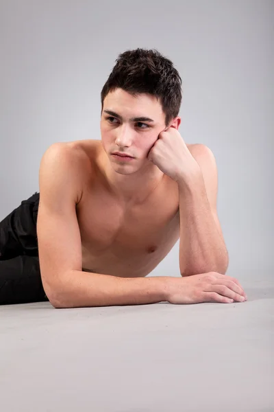 Muscular young man — Stock Photo, Image