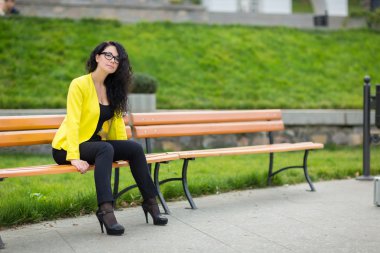 gülümseyen güzel kadın