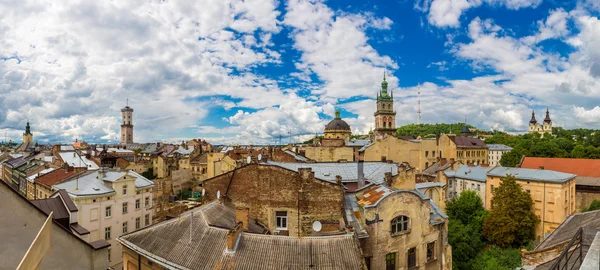 Lviv vogelvlucht bekijken — Stockfoto