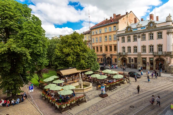 Lvivs historiska stadskärna — Stockfoto