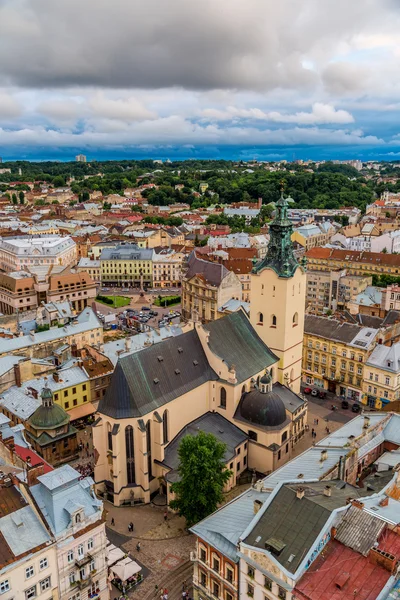 Lviv vogelvlucht bekijken — Stockfoto