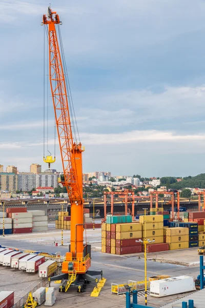 Diepwater containerterminal — Stockfoto