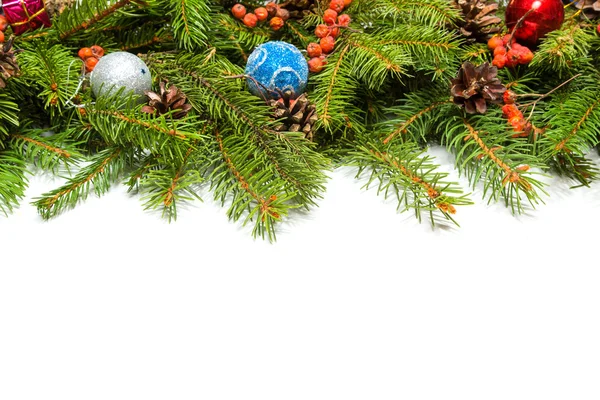 Christmas gränsen med dekorationer — Stockfoto