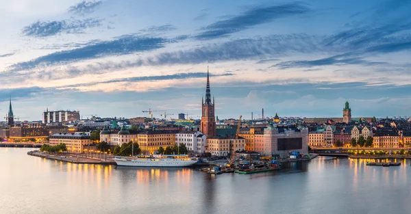 Nachtpanorama van Stockholm — Stockfoto