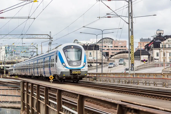 Moderne trein in Zweden — Stockfoto