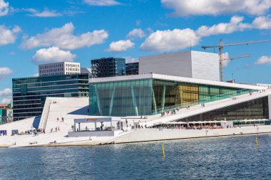 oslo opera binası